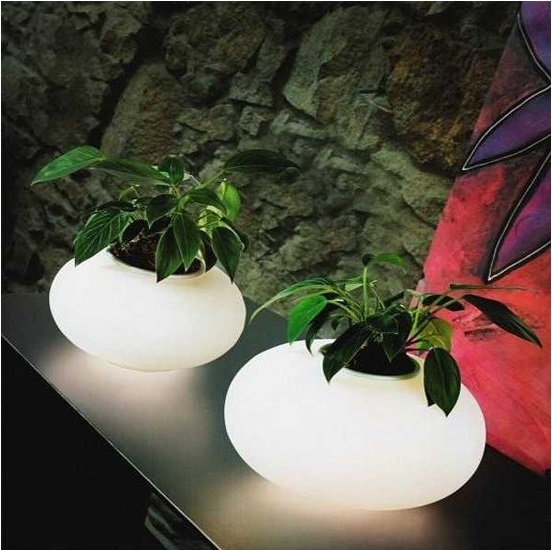 Lampa stołowa Flora marki AZzardo