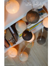 Kompozycja kolorowych kul LED Taupe Cotton Ball Lights